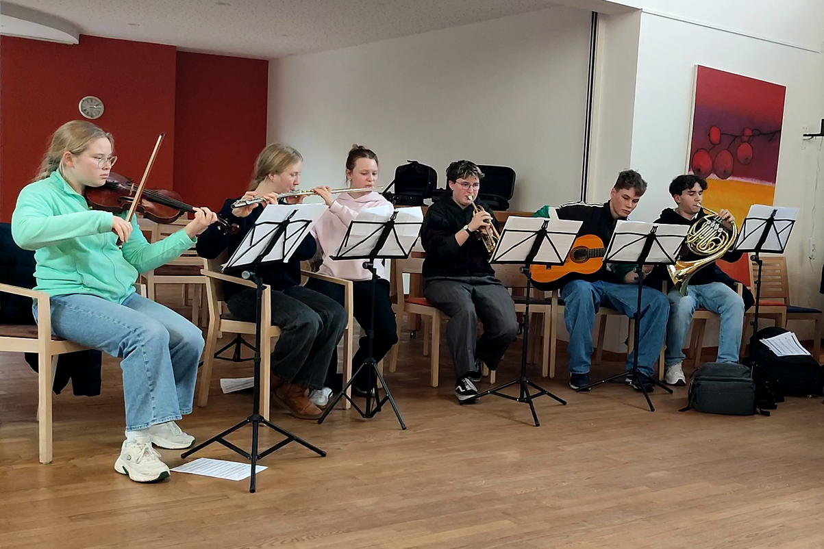 Weihnachtliches Musizieren im Pflegeheim Markgräflerland